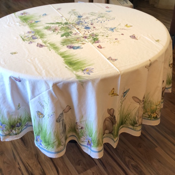 Williams Sonoma Floral Meadow 90” Round Tablecloth - Picture 4 of 6